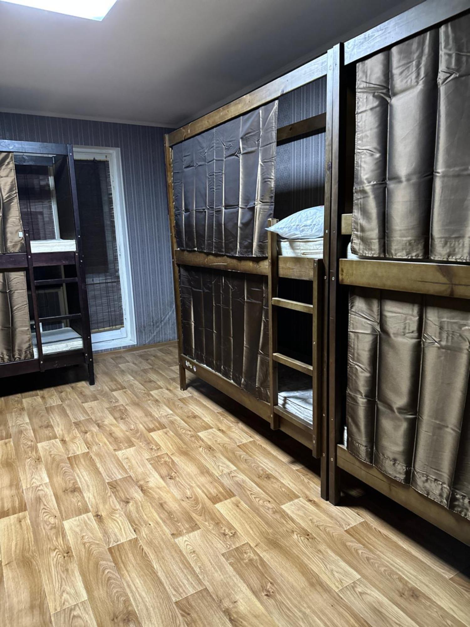 Ararat-Poznyaki Hostel Київ Екстер'єр фото