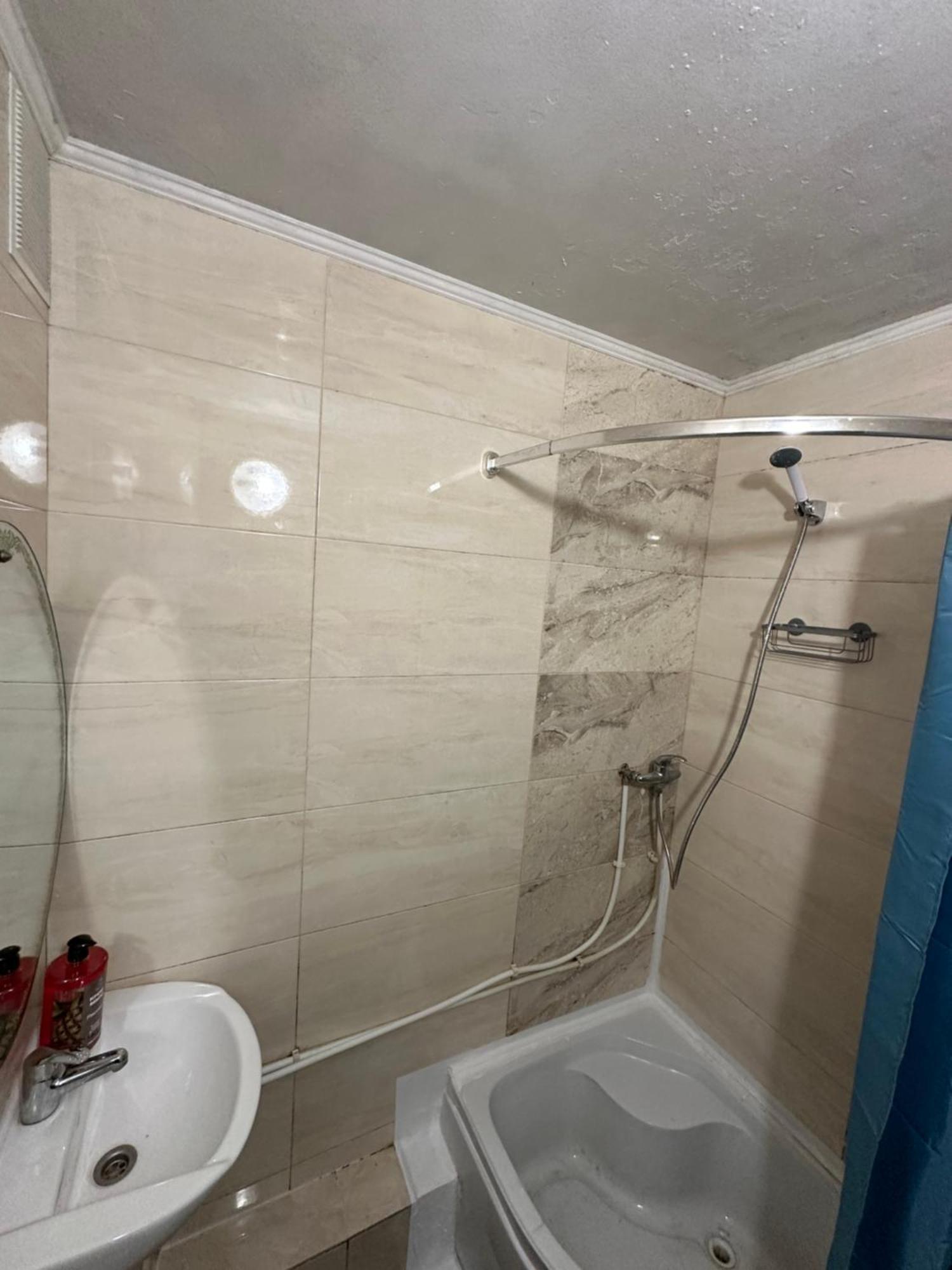 Ararat-Poznyaki Hostel Київ Екстер'єр фото